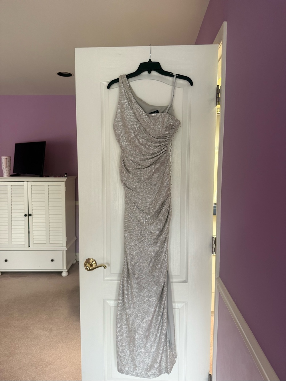 Light Gold One-Shoulder Ruched Evening Dress
